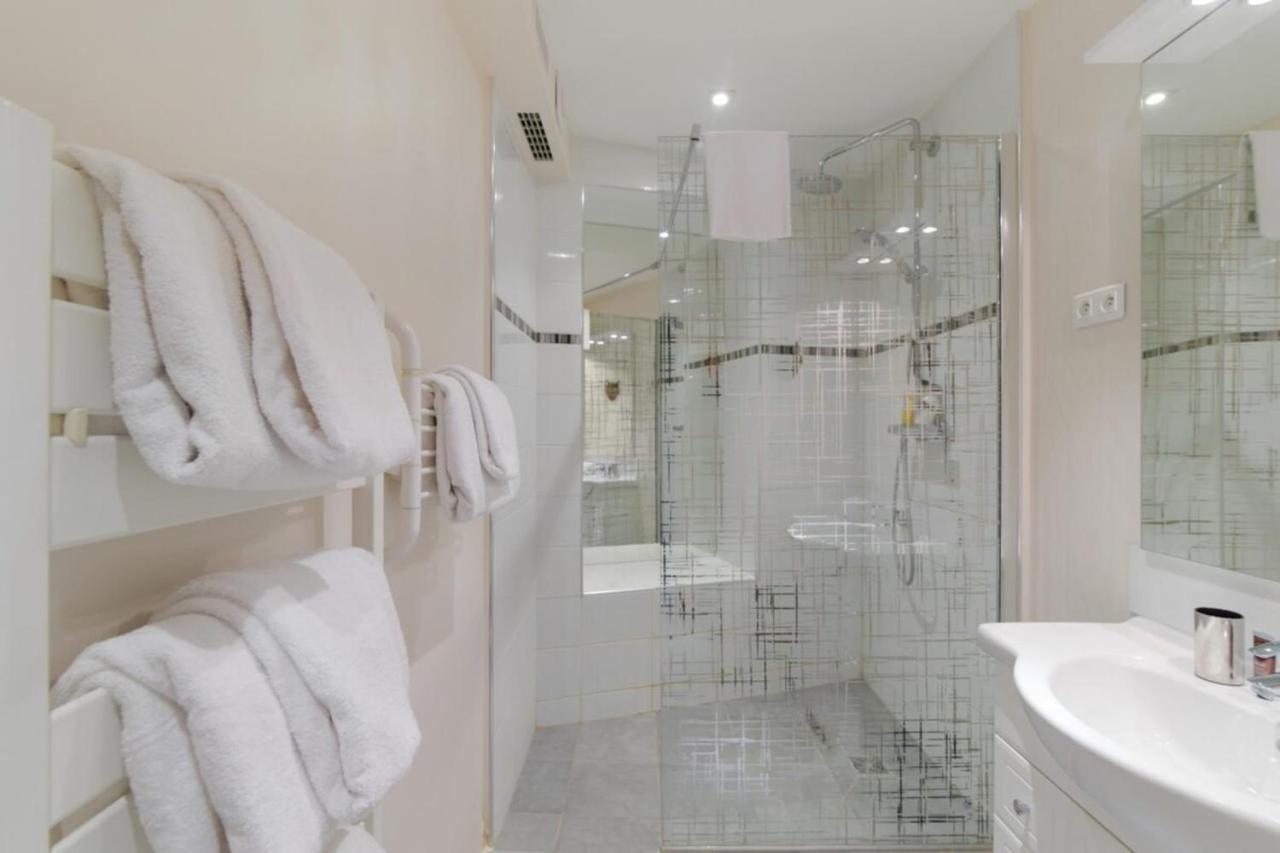 Charming 2 Bedroom In The Heart Of Parigi